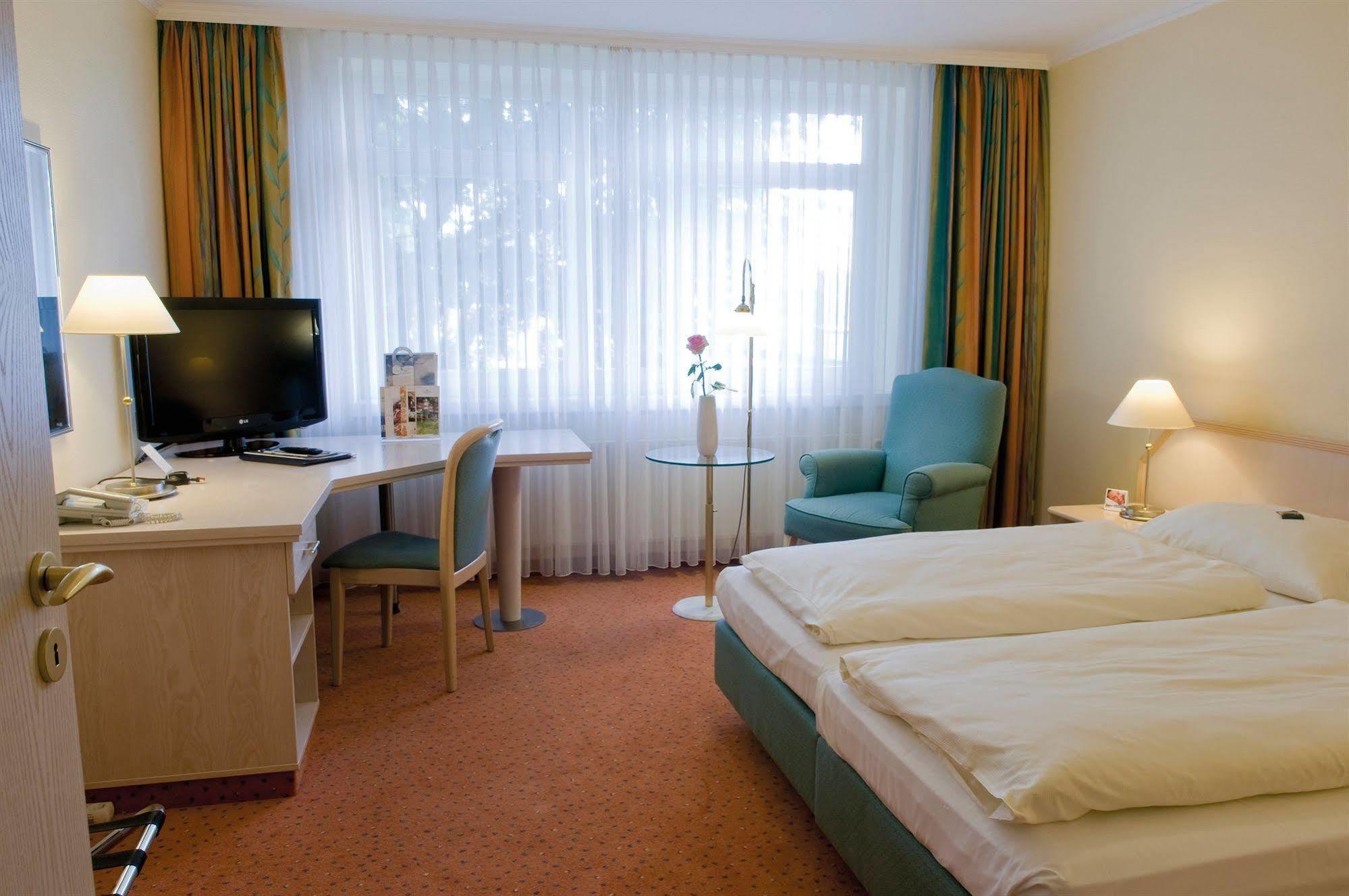 Upstalsboom Parkhotel Emden Phòng bức ảnh